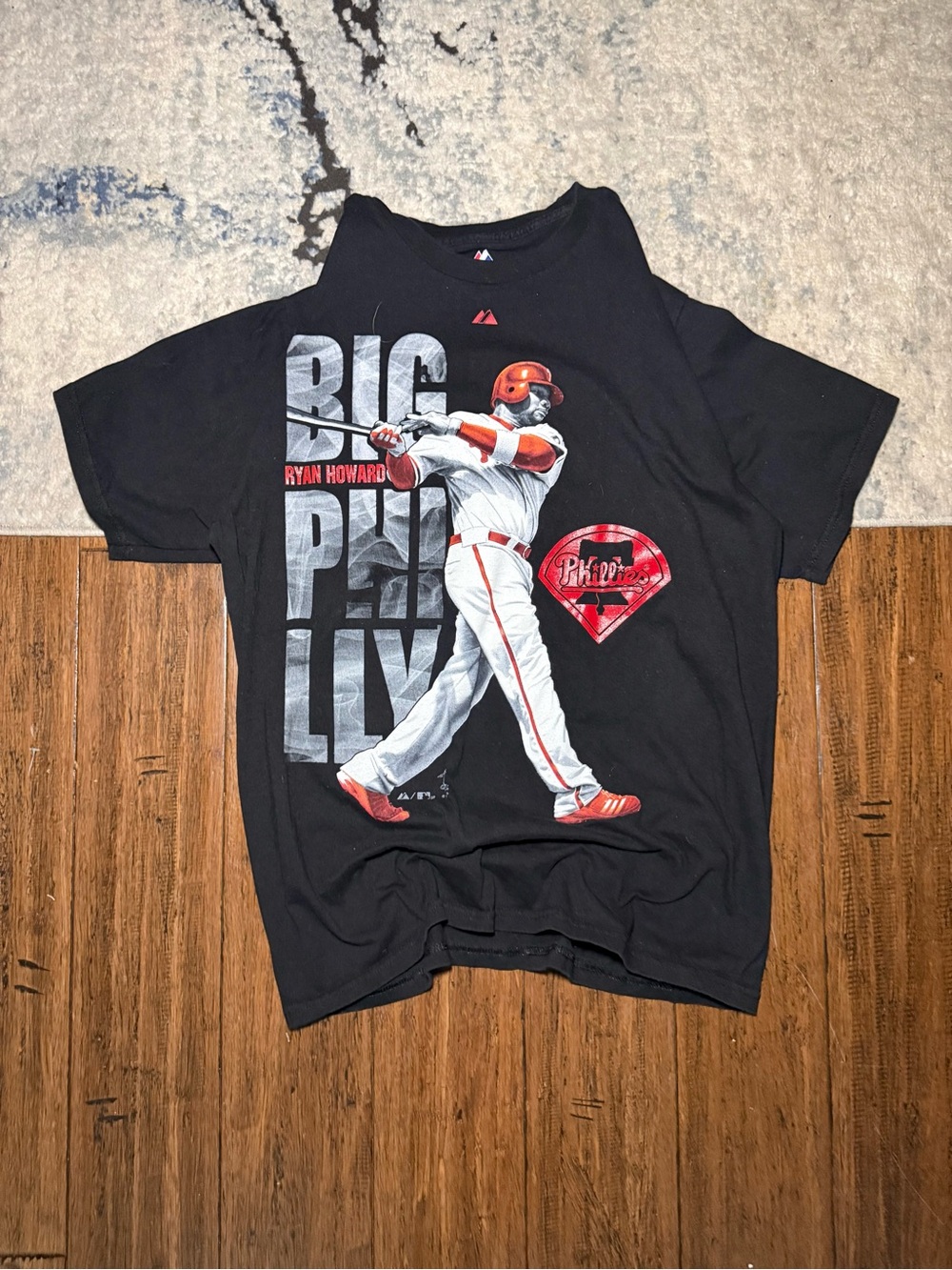Majestic Ryan Howard Philadelphia Phillies Big Philly Graphic T Shirt Men’s L